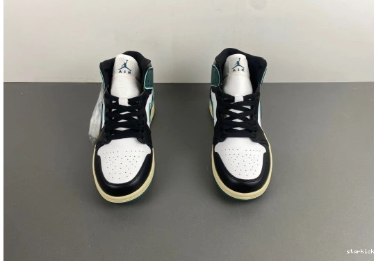 Air SE  1 FQ7818-100 FQ7818-100 